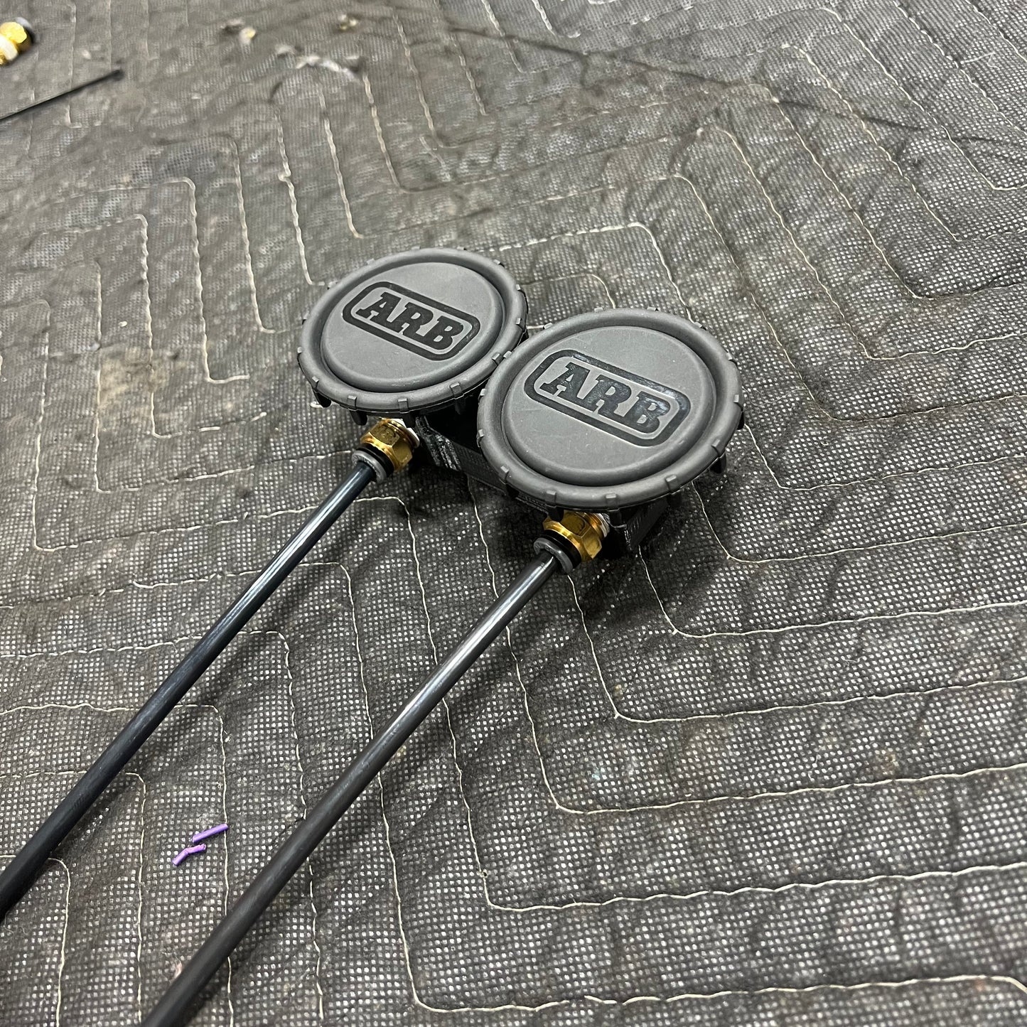 
                  
                    MOD Off Road - GMC on board air system filter relocation kit
                  
                