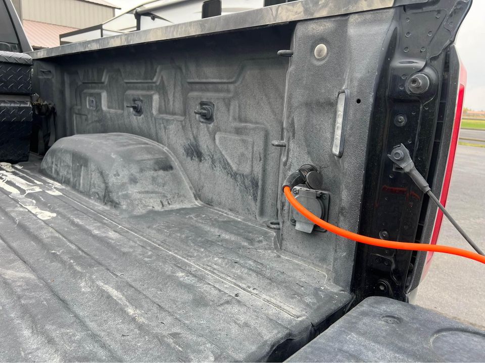 
                  
                    GMC bed mounted arb chuck 
                  
                