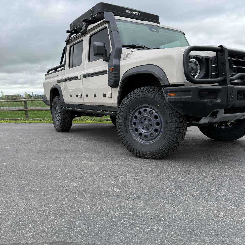 
                  
                    Rock Sliders / Steps high Ineos
                  
                