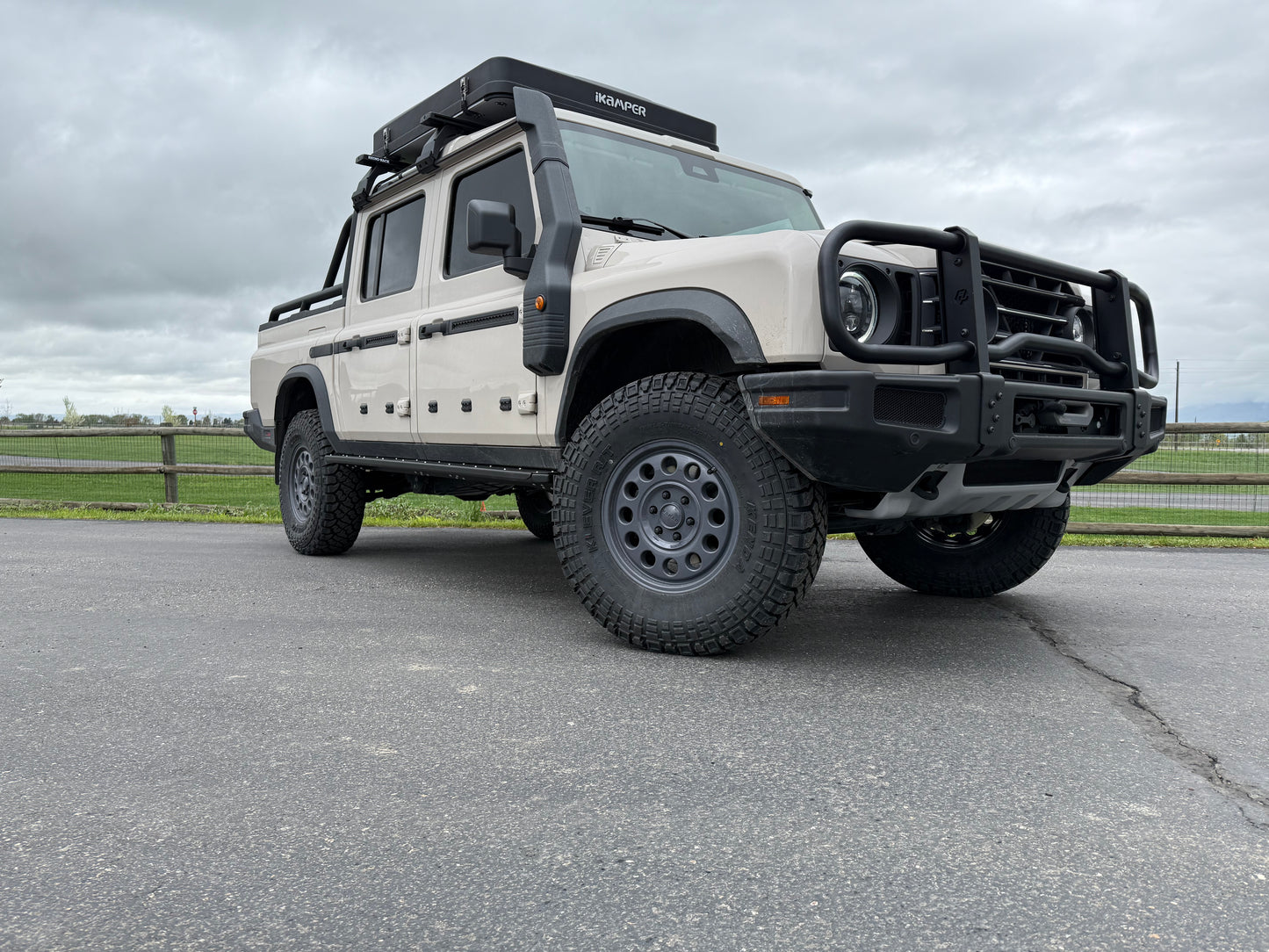 Ineos build_hybrid Rock Slider